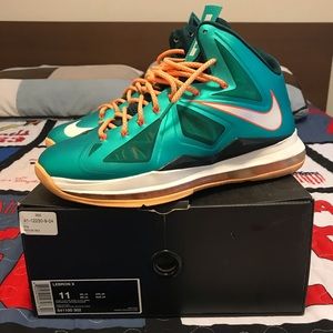 Lebron X men size 11